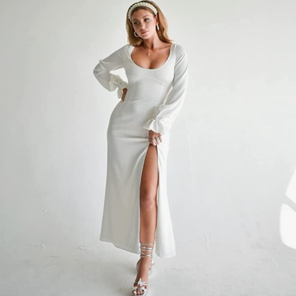 White long sleeve dress